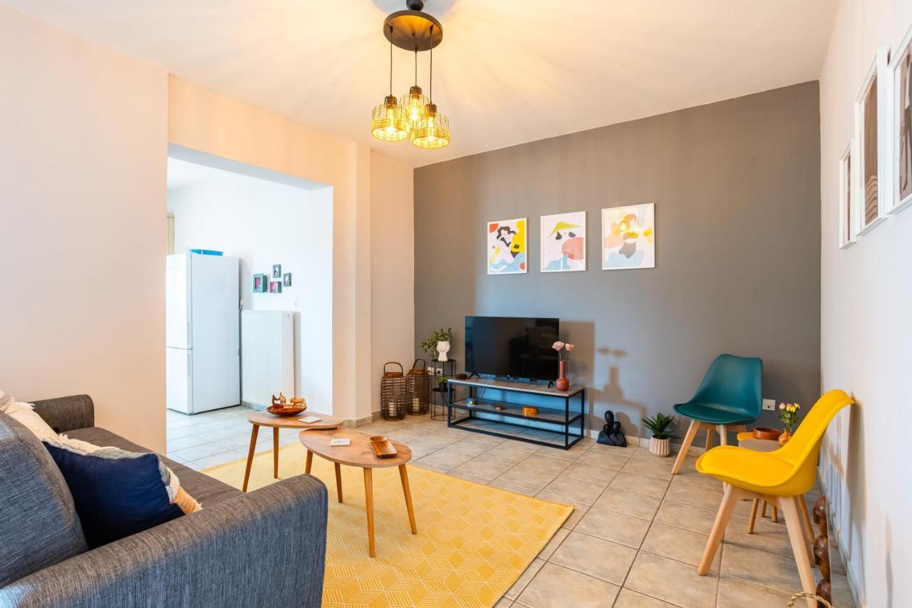 Jason City Escape - Cozy Urban Gem Kalamáta Buitenkant foto