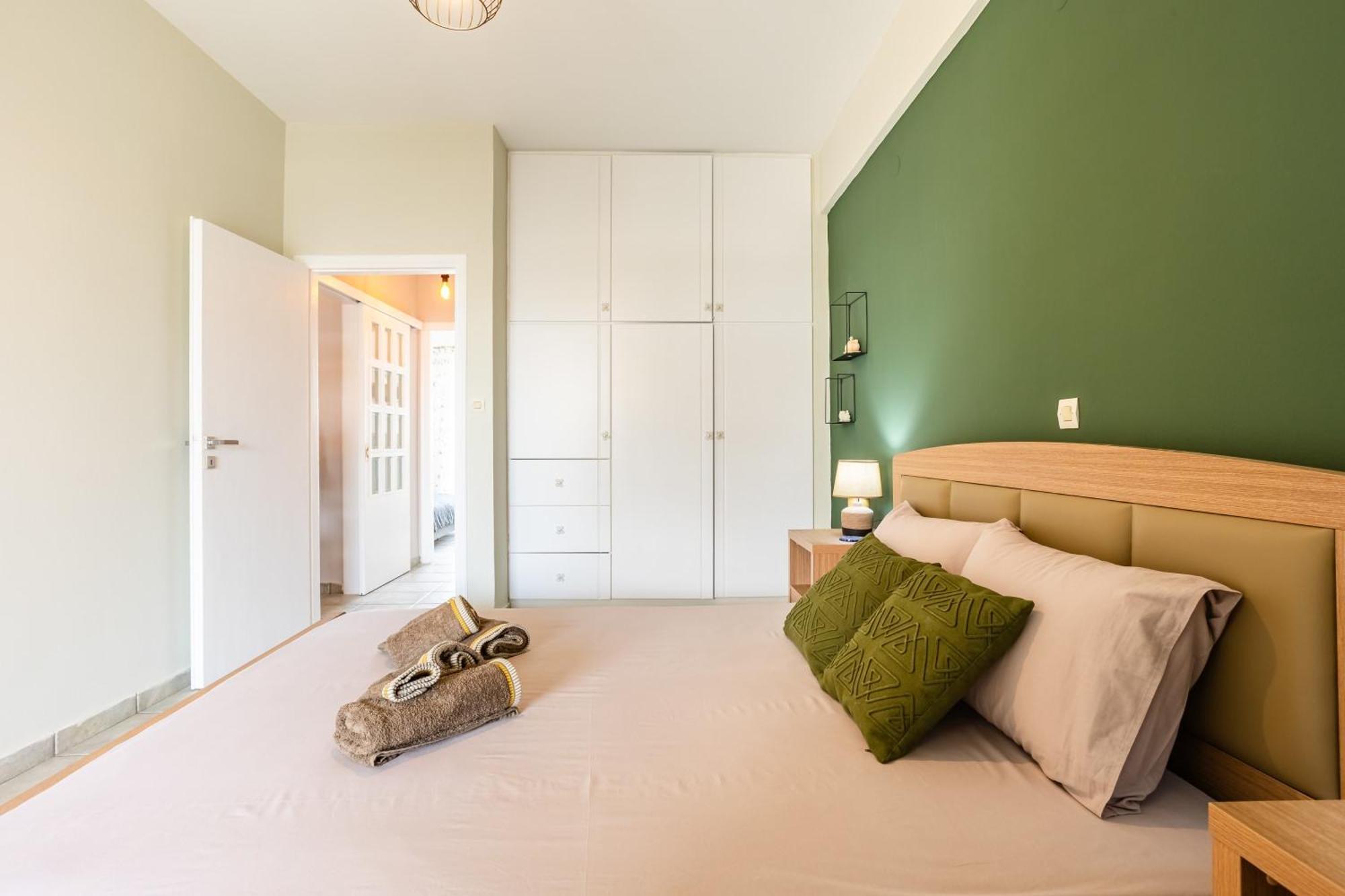 Jason City Escape - Cozy Urban Gem Kalamáta Buitenkant foto